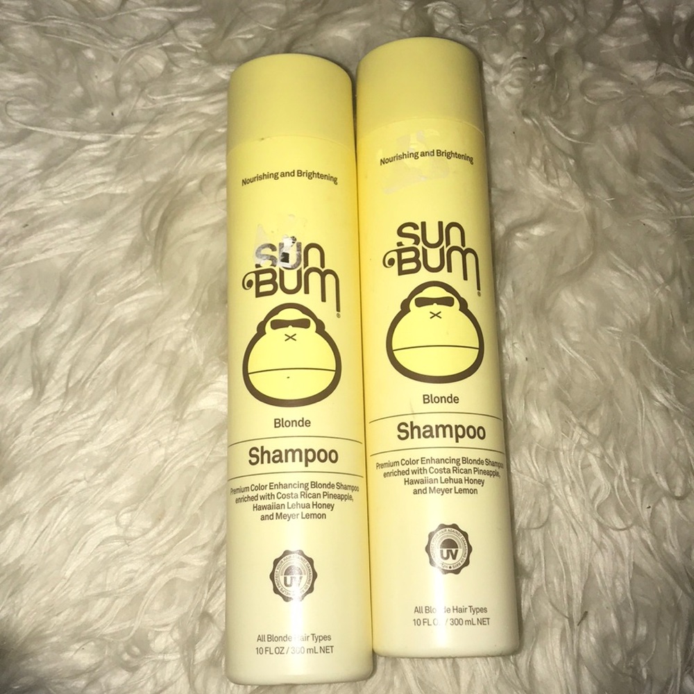 Sun Bum blonde shampoo